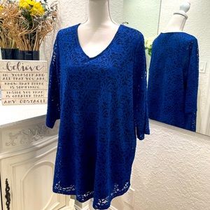 Women’s Dressy Top